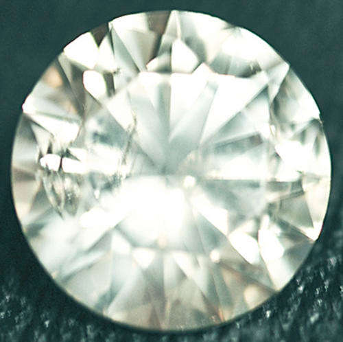 BREATHTAKING!!!! -  0.72CT CERTIFIED BRILLIANT WHITE DIAMOND!