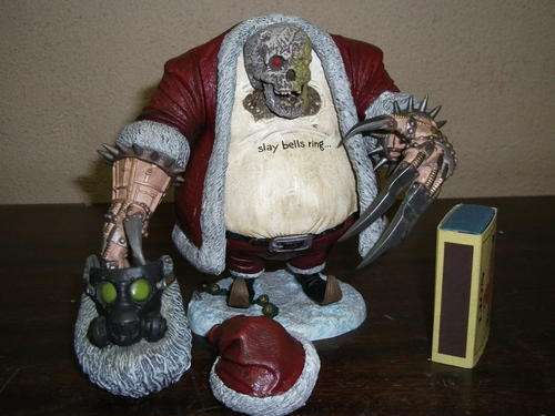 MCFARLANES TWISTED CHRISTMAS SANTA CLAUS