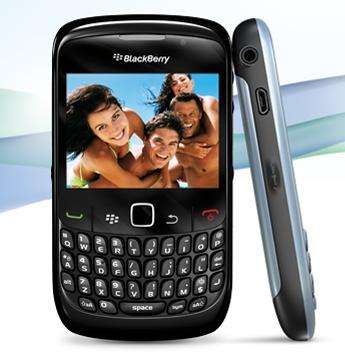 Original Blackberry 8520 Curve. 1 month Old. Excellent Condition. 1 Year Vodacom Warranty