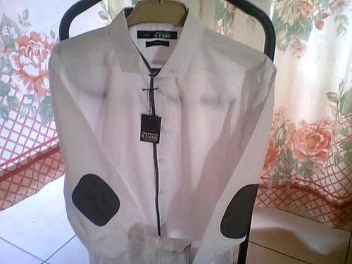 WHITE CIGNAL MENS SHIRTS... NEW