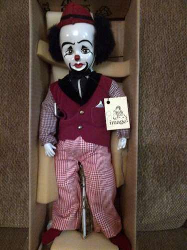 Image Vintage Porecelain Clown