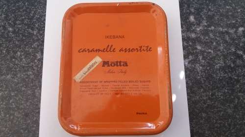 Lot of vintage tins and cigar tubes