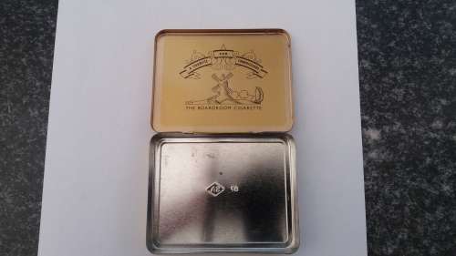 Lot of vintage tins and cigar tubes