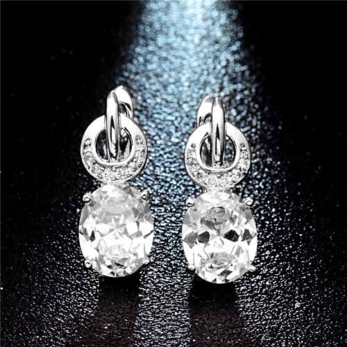 *** NEW ~ UNIQUE DESIGN CUBIC HOOP EARRINGS `HOT BUY` ***