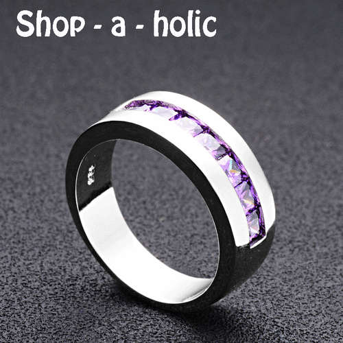 *** BEAUTIFUL PURPLE  CUBIC ZIRCONIA RING * Size 7 3/4  / P ***