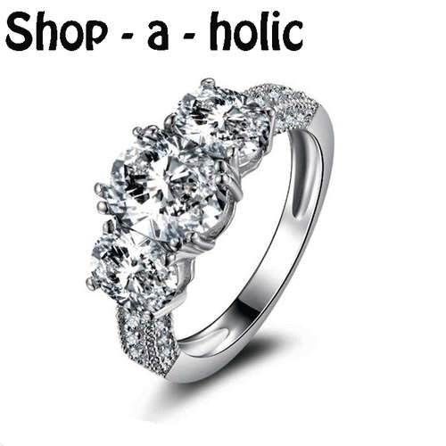 *** STUNNING DESIGNER SIMULATED DIAMOND  RING * Size 7  / N 1/2***