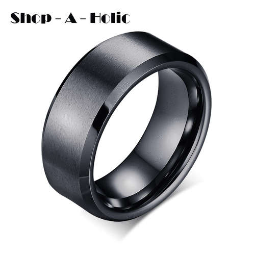 *** MENS BLACK 8MM TITANIUM RING ~ BEVELED EDGE * Size 8 / P 1/2 ***