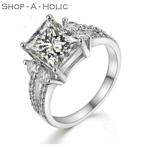 *** STUNNING ~  18K GP ~ AUSTRIAN CRYSTAL ~ ENG RING * Size 6  ***