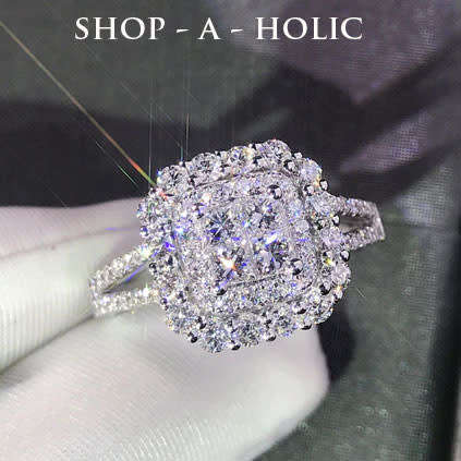 *** ROYAL STYLE SIM DIAMOND ENG RING * 925 SILVER PLATED * Size 7 / 9  AVAILABLE ***