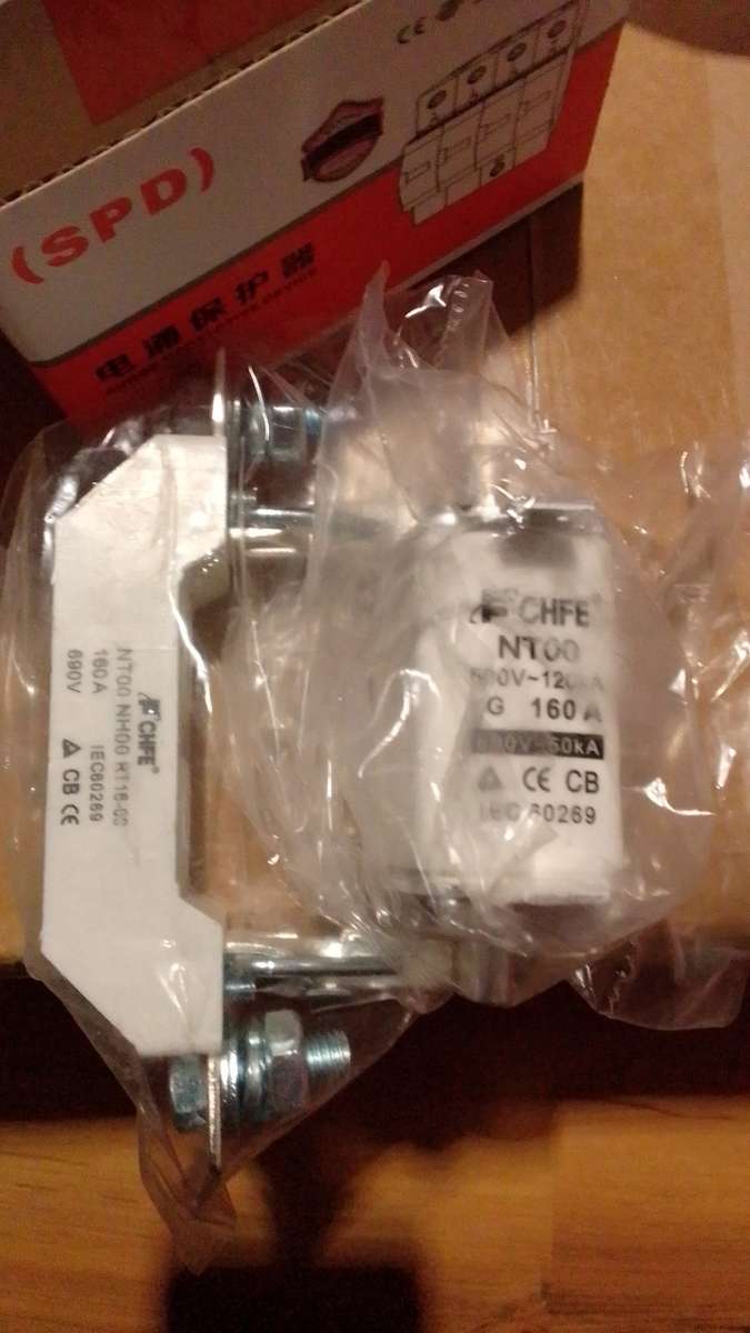 Ceramic in line DC fuses with fuse holders any size available 32A-160A