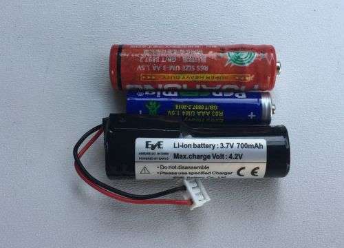700mah 3.7V Eve lithium ion battery for Bluetooth speakers, rechargeable lamps and toys(Local Stock)