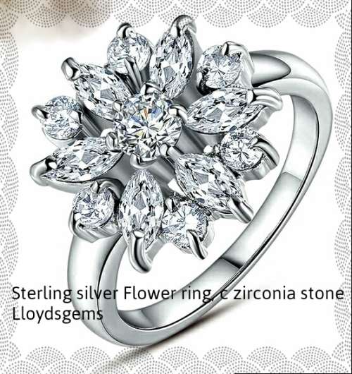 Silver WHITE GOLD PLATED Flower Ring, Free ring Box, size 7