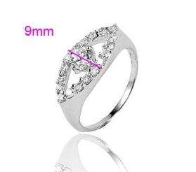 ***BEAUTIFUL! PLATINUM PLATED CZ RING***SIZE 7