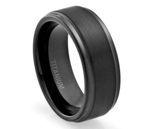 ***MENS TITANIUM 7MM BLACK SATIN RING SIZES 9 - 12****