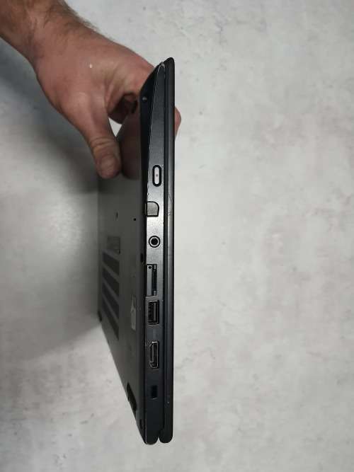 Lenovo thinkpad yoga 370 i5 7th gen