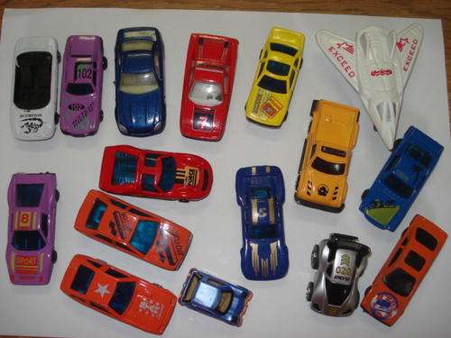 Set of 15 small cars and one Jet !