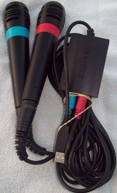 '' SINGSTAR'' 2 X USB MICROPHONES