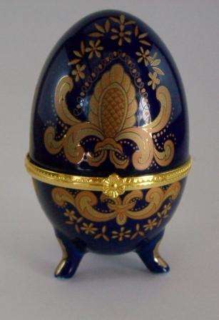 Delicate Egg Trinket Box