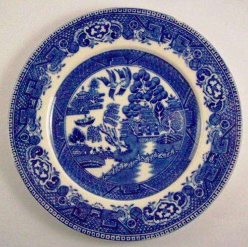 Collectors Old Willow Alfred Meakin  Plate 15cm Across.