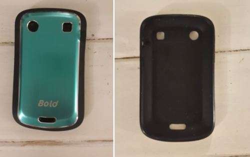 Blackberry Bold 9900 Mint condition, original box, sleeve and 5 back covers