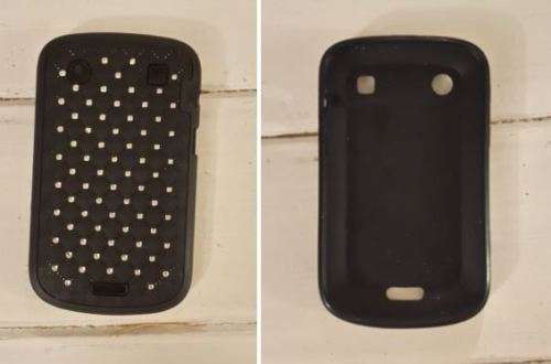 Blackberry Bold 9900 Mint condition, original box, sleeve and 5 back covers