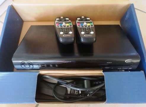 DSTV HD PVR 2P Decoder. In box with cables and 2 remotes (excl. HDMI cable and smart card)