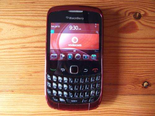 Blackberry Curve 9300 Red