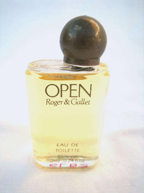Collectable Miniature Open by Roger & Gallet mini