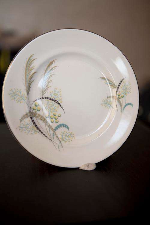 Side/Cake Plates x 2 - Royal Albert