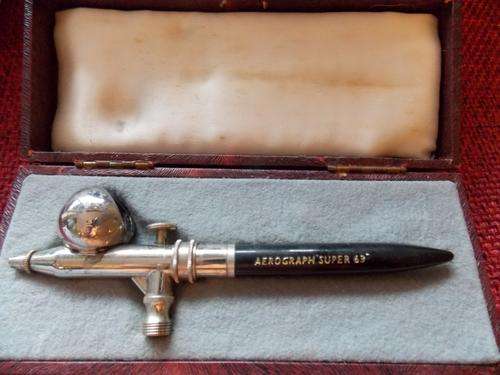 Vintage Devilbiss Aerograph Super 63 Airbrush in Original Box