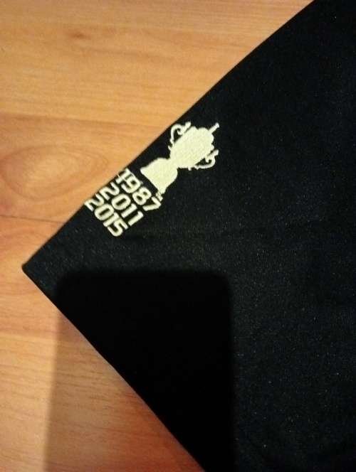 All Black 2015 rugby jersey,wit 3 titles on right sleeve