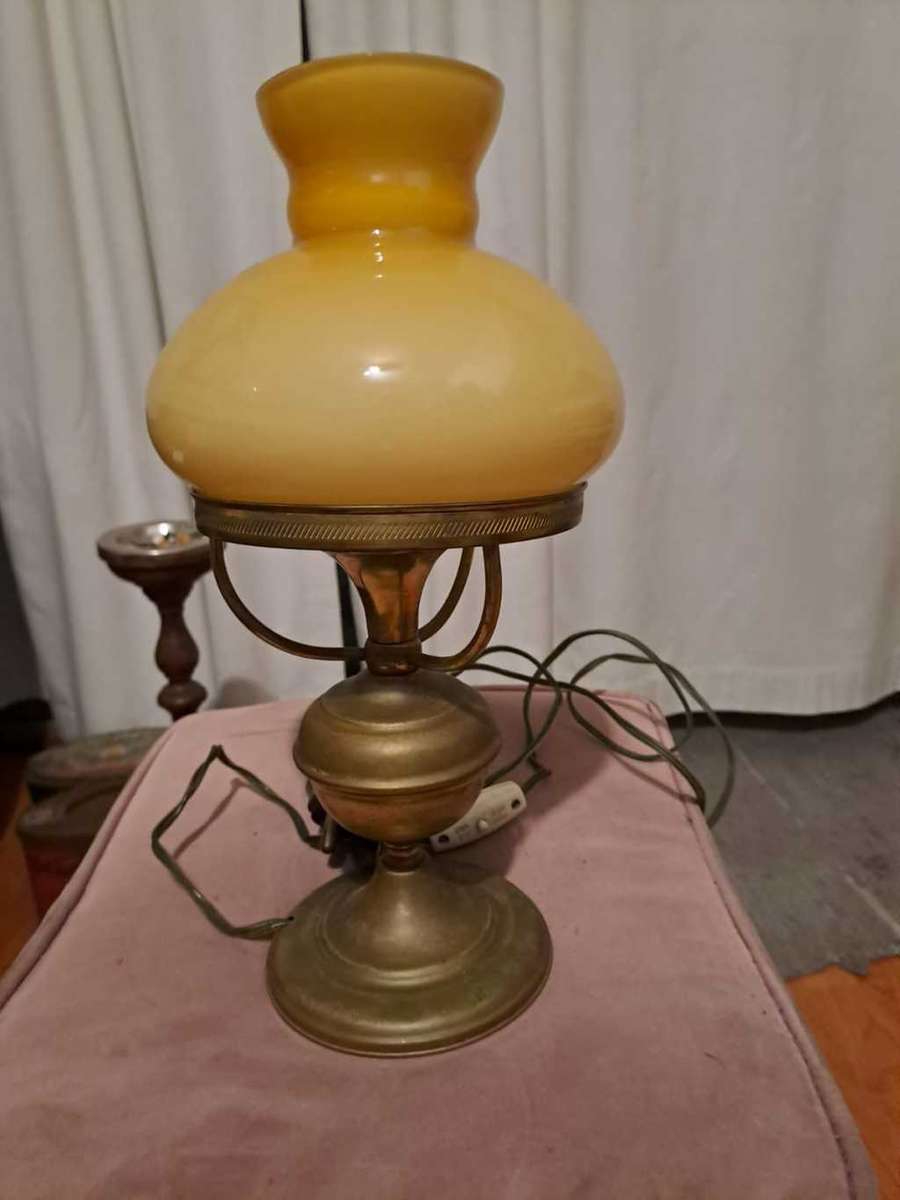 Brass/Bronze Lamp