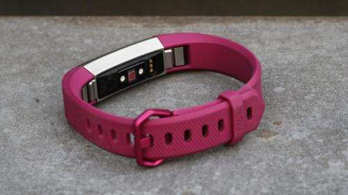 NEW! FITBIT ALTA - FUCHSIA. Large size band