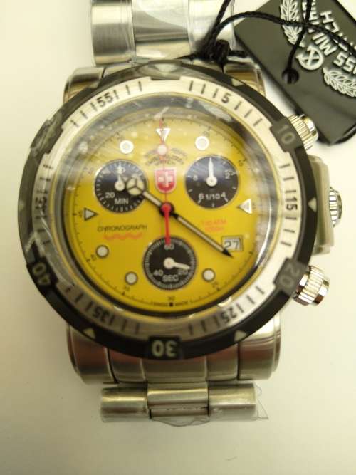 RARE! CX Swiss Military SEEWOLF l dive watch, Certified 1,000m depth Retail US$1,250 (+- R18,000)