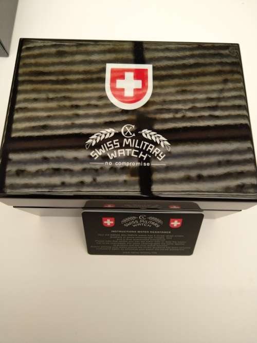 BRAND NEW! CX Swiss Military MARLIN SCUBA NERO dive watch Certified 200m Retail US$775(+- R12,000)