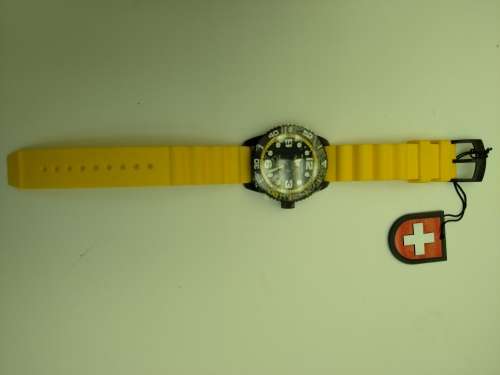 BRAND NEW! CX Swiss Military MARLIN SCUBA NERO dive watch Certified 200m Retail US$775(+- R12,000)