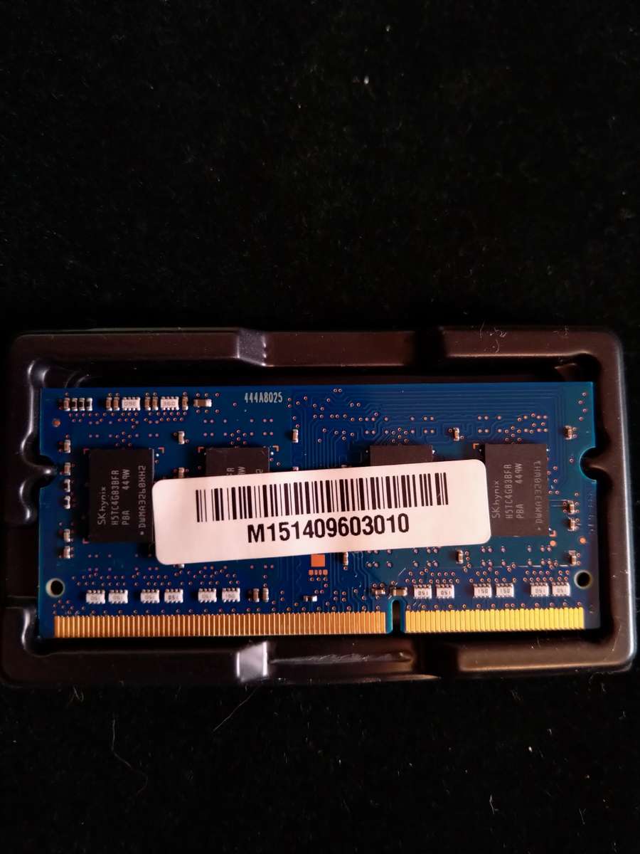 SK Hynix 4GB PC3L 12800S Sodimm