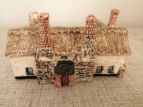 John Putnam`s Heritage houses #147 - Sir Walter Raleigh`s birth place Devon