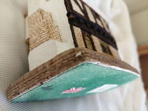 Lilliput Lane The old curiosty shop