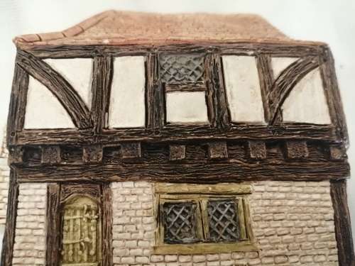 Lilliput Lane The old curiosty shop