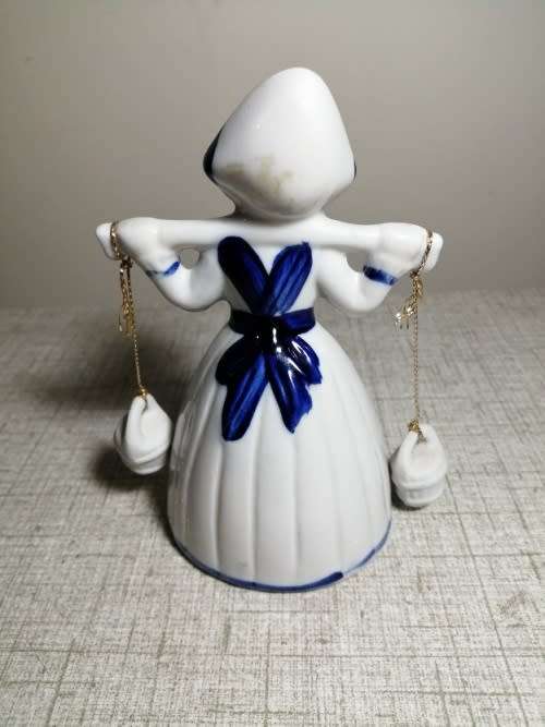 Lovely water bearer bell