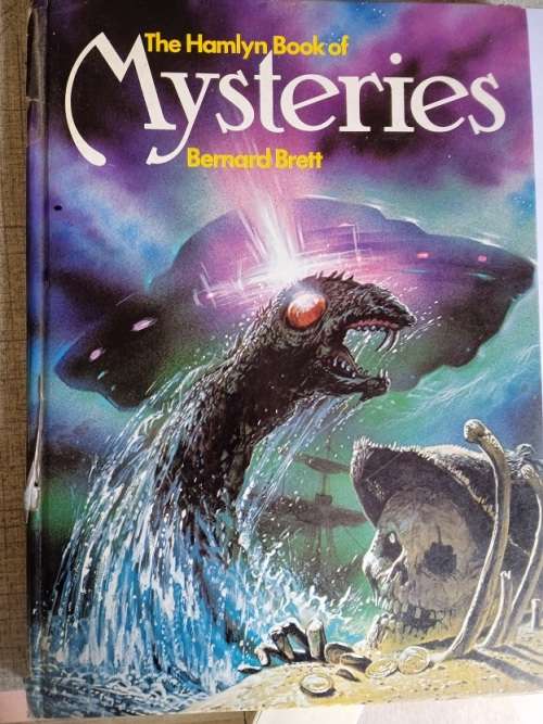 The Hamlyn book of mysteries