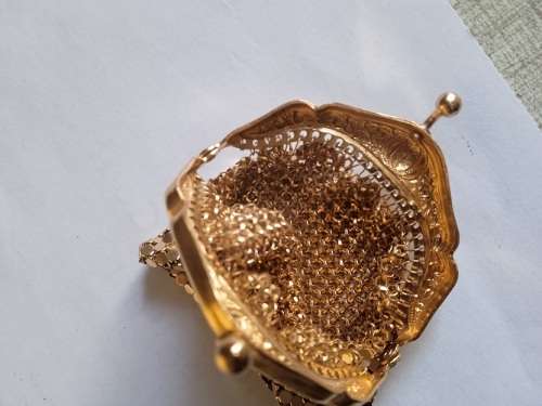 Vintage Gilt-metal mesh coin purse