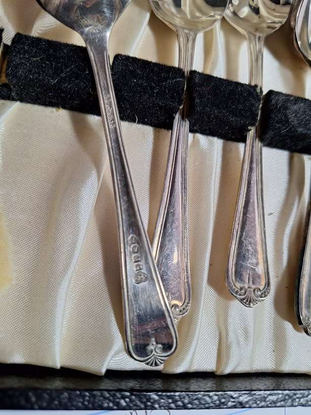 5 x Large epns teaspoons in excellent condition