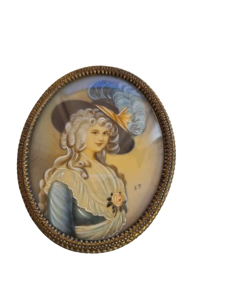 Miniature painting behind concave glass signed ET