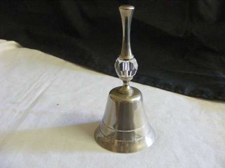 STUNNING DINNER BELL