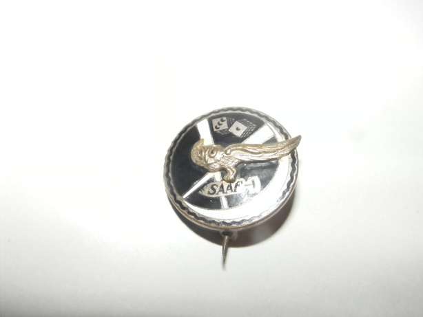 RARE WWii 31 SQUADRON BADGE