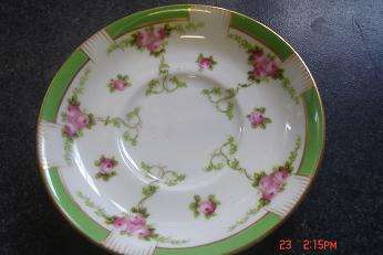 STUNNING SAUCER FOR YOUR COLLECTION