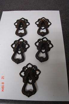 5 CUPBOARD/DRAWER HANDLES FOR THE RESTORER
