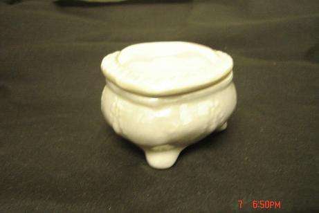 PRETTY TRINKET HOLDER